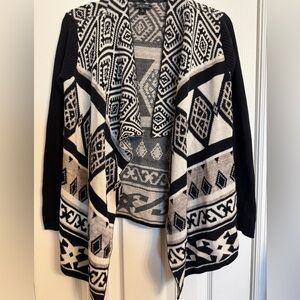 Lucky Brand Black and White Aztec Pattern Women's Waterfall Cardigan